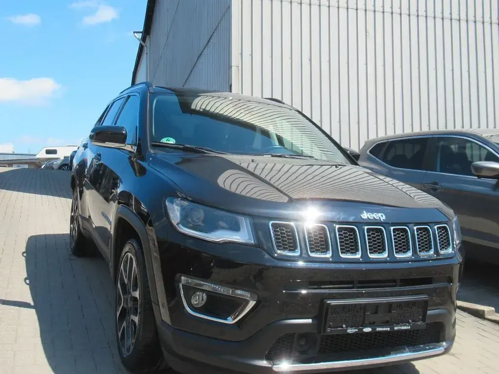 Usado Jeep Compass Limited 150 HP (110 kW) 2021 Preto SUV