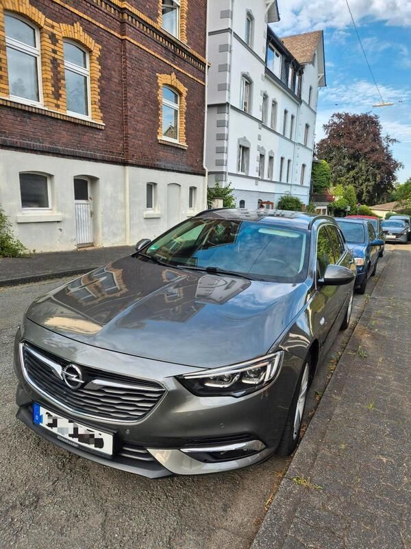Beige Gebraucht 2018 Opel Insignia Business Innovation Kombi | 15.500 € (Fairer Preis) - Bild 1/4