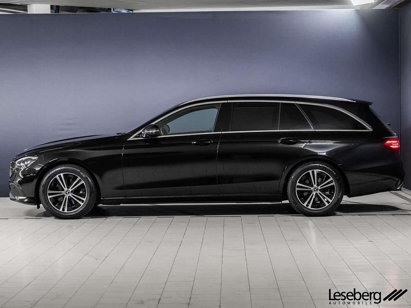 Gebraucht Mercedes E200 Avantgarde 197 PS (144 kW) 2023 Obsidianschwarz Kombi