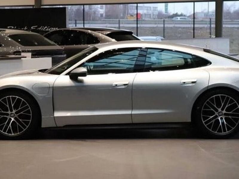 Gebraucht Porsche Taycan Sport 350 kW (476 PS) 2021 Dolomitsilber Kombi