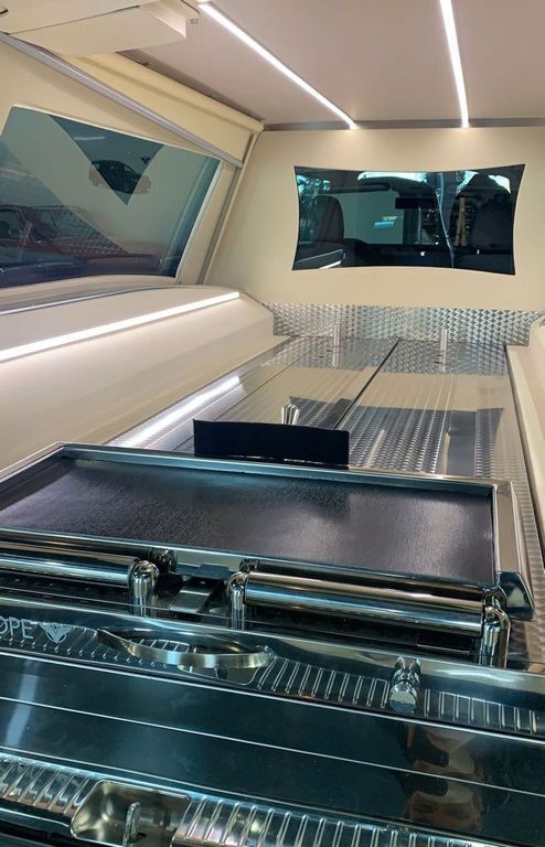 Gebraucht Mercedes E200 184 PS (135 kW) 2018 Silber metallic Limousine