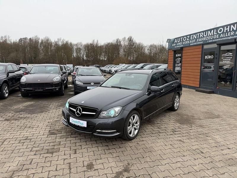Schwarz Gebraucht 2012 Mercedes C220 Limousine | 5.990 € (Guter Preis) - Bild 1/4
