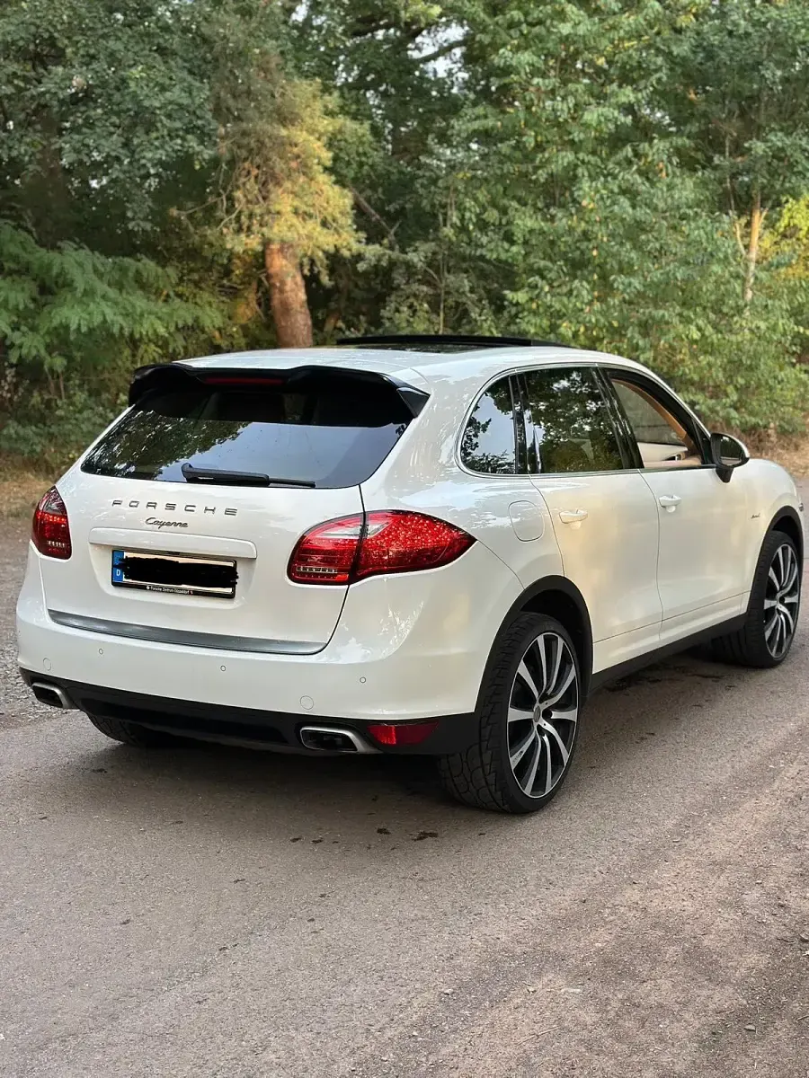 Gebraucht Porsche Cayenne 245 PS (180 kW) 2013 Weiß SUV