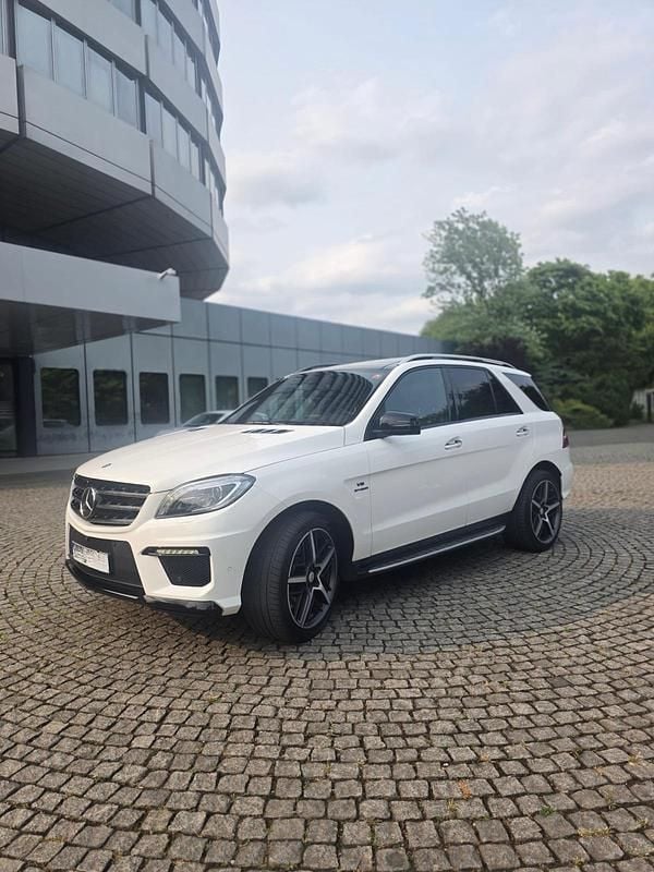 Gebraucht Mercedes ML63 AMG AMG 582 PS (428 kW) 2013 Weiß SUV