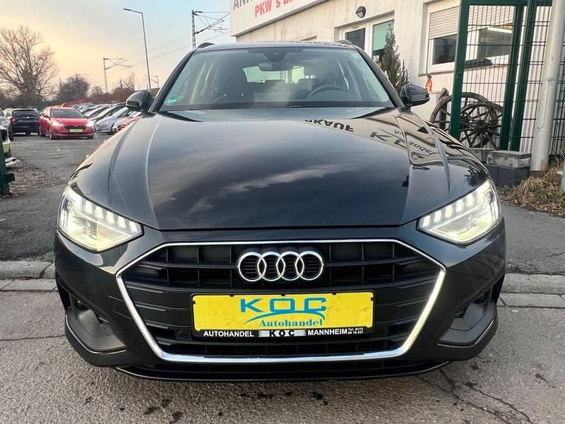 Gebraucht Audi A4 Ambiente 136 PS (100 kW) 2021 Schwarz Kombi