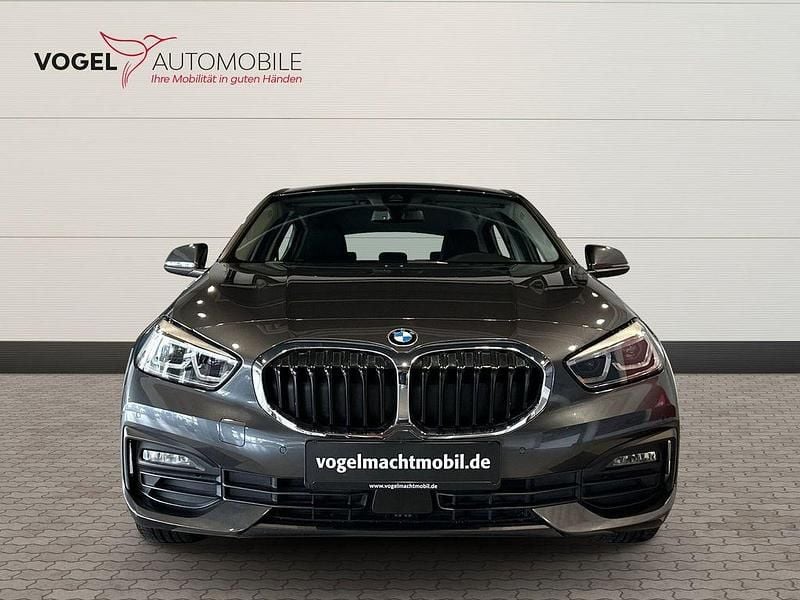 Gebraucht BMW 118 Advantage 136 PS (100 kW) 2021 Mineralgrau metallic Kleinwagen