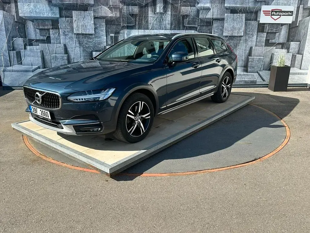 Brugt Volvo V90 CC 190 HK (139 kW) 2018 Blå Stationcar