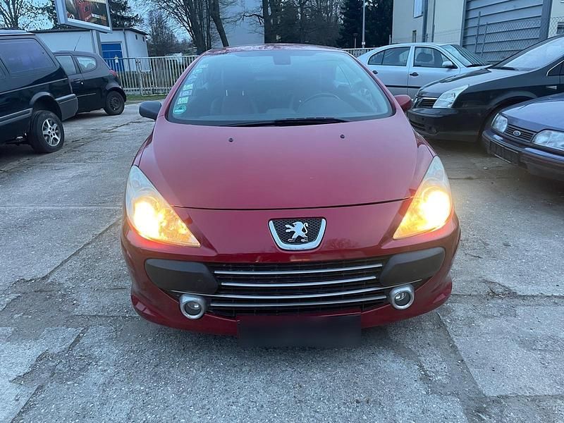 Gebraucht Peugeot 307 CC 140 PS (102 kW) 2006 Rot Cabrio