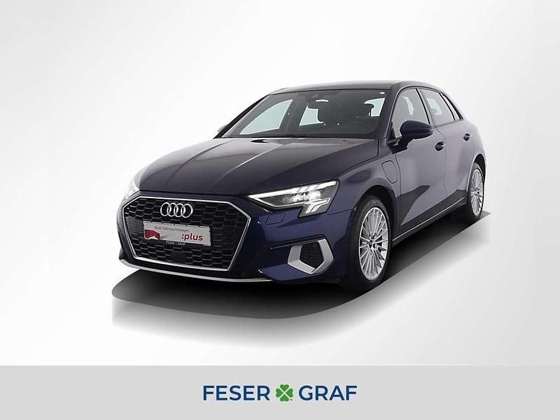 Navarrablau metallic Gebraucht 2022 Audi A3 e-tron Advanced Plus Kleinwagen | 24.849 € (Fairer Preis) - Bild 1/4