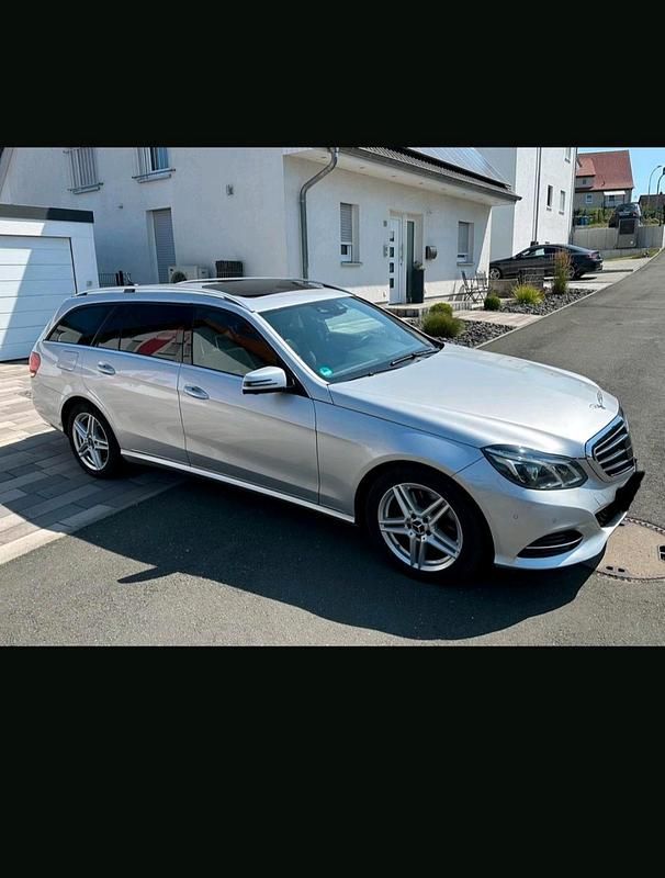 Gebraucht Mercedes E350 Avantgarde 258 PS (189 kW) 2013 Silber Kombi