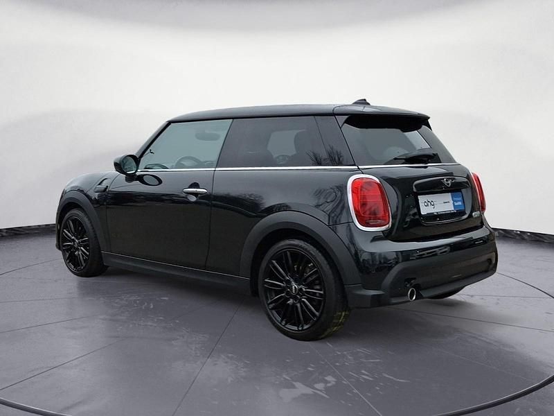 Gebraucht Mini Cooper Classic 136 PS (100 kW) 2022 Schwarz Kleinwagen