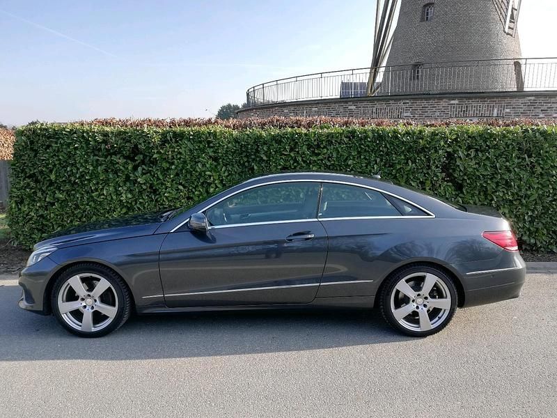 Second-hand Mercedes E250 211 CP (155 kW) 2013 Gri Coupe
