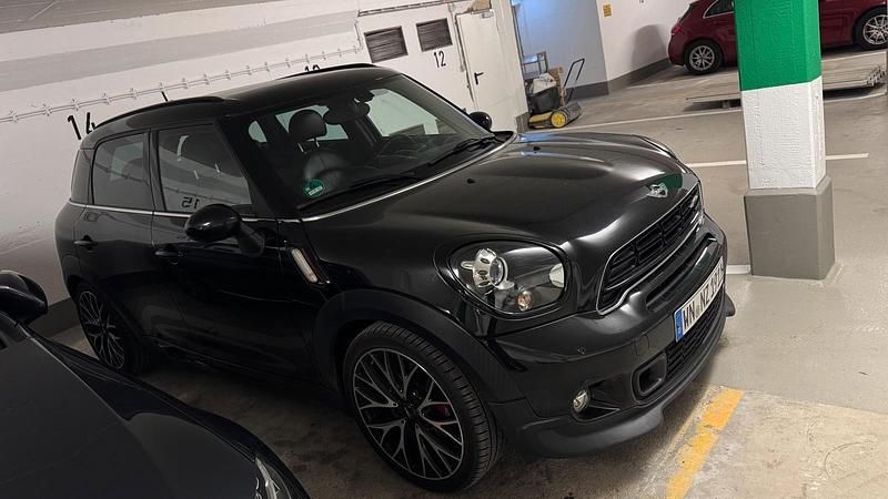 Schwarz Gebraucht 2016 Mini John Cooper Works Kleinwagen | 15.900 € - Bild 1/4