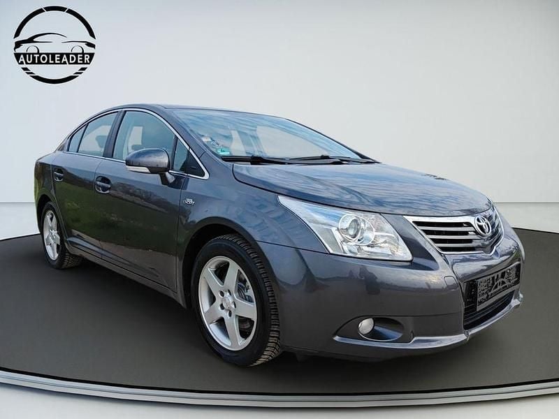 Gebraucht Toyota Avensis 150 PS (110 kW) 2011 Grau Limousine