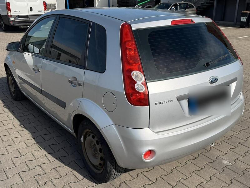 Gebraucht Ford Fiesta 80 PS (58 kW) 2007 Kleinwagen