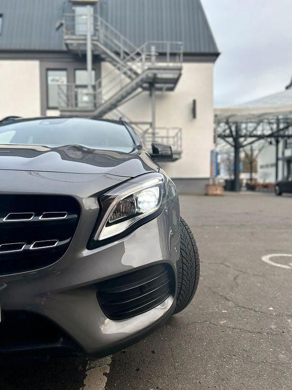Gebraucht Mercedes GLA250 AMG 211 PS (155 kW) 2017 Silber SUV