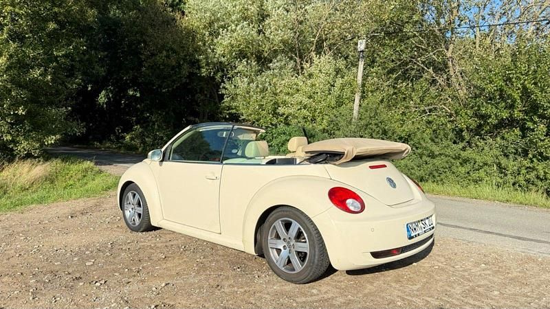 Beige Gebraucht 2009 VW Beetle Cabrio | 4.700 € (Fairer Preis) - Bild 1/4
