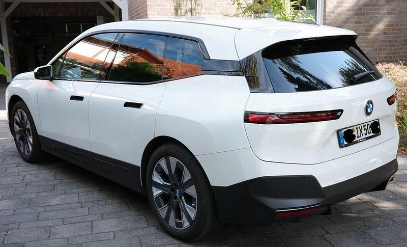 Gebraucht BMW iX Shadowline 384 kW (523 PS) 2022 Weiß SUV