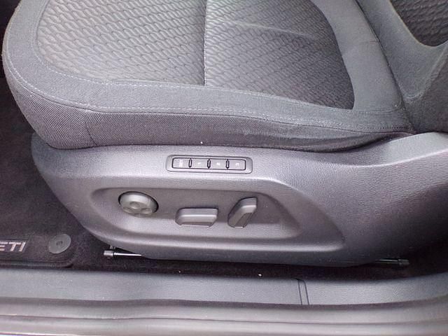 Gebraucht Skoda Yeti Elegance 140 PS (102 kW) 2014 Grün SUV