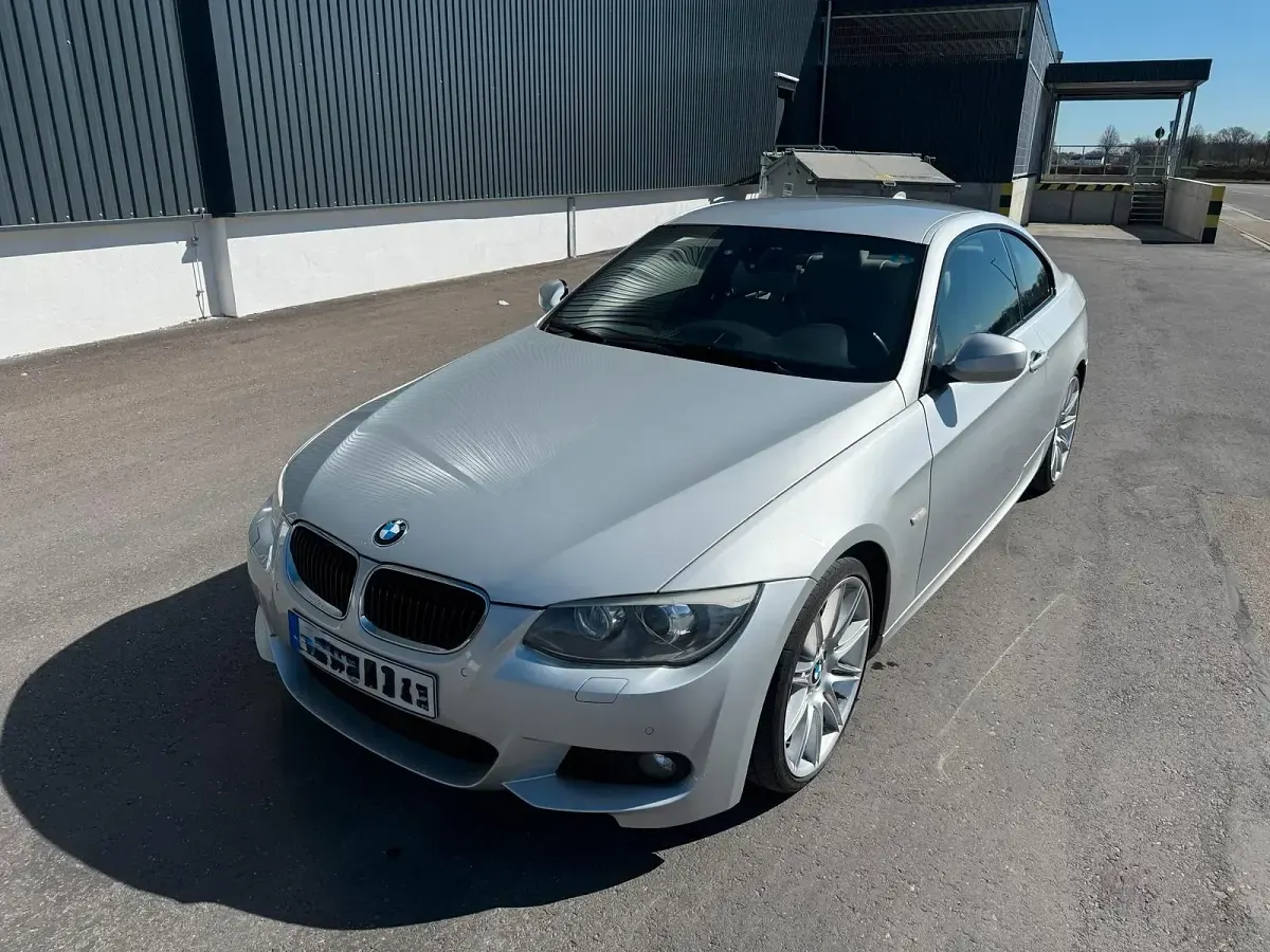 Gebraucht BMW 335 M Sport 286 PS (210 kW) 2012 Silber Coupé