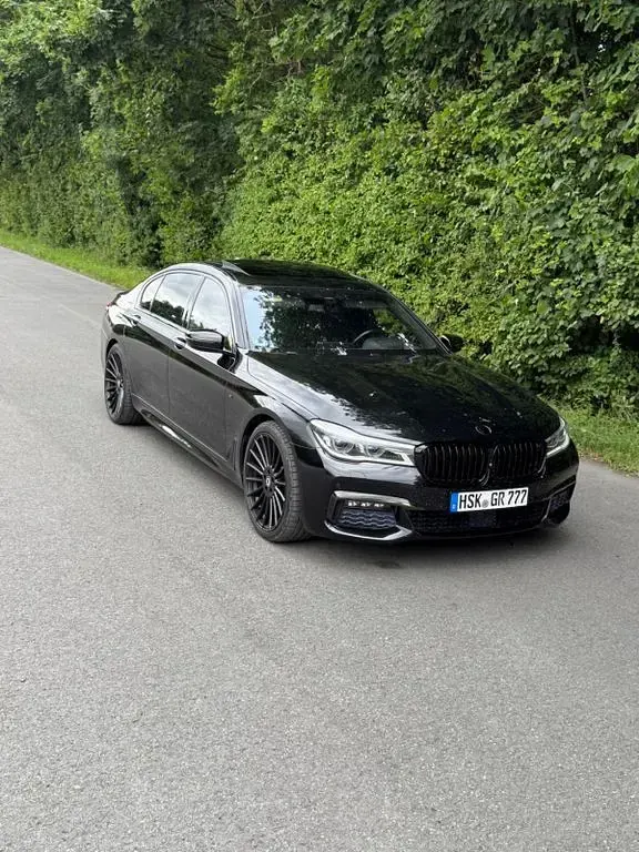 Gebraucht BMW 740L M Sport 400 PS (294 kW) 2016 Schwarz Limousine