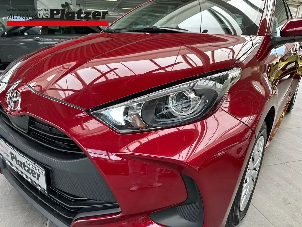 Gebraucht Toyota Yaris Comfort 125 PS (91 kW) 2020 Rot Kleinwagen