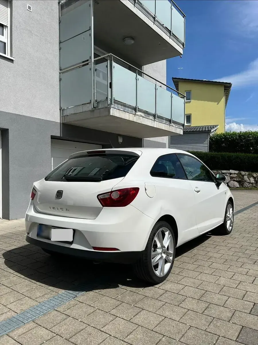 Gebraucht Seat Ibiza SC Sport 86 PS (63 kW) 2009 Weiß Kleinwagen