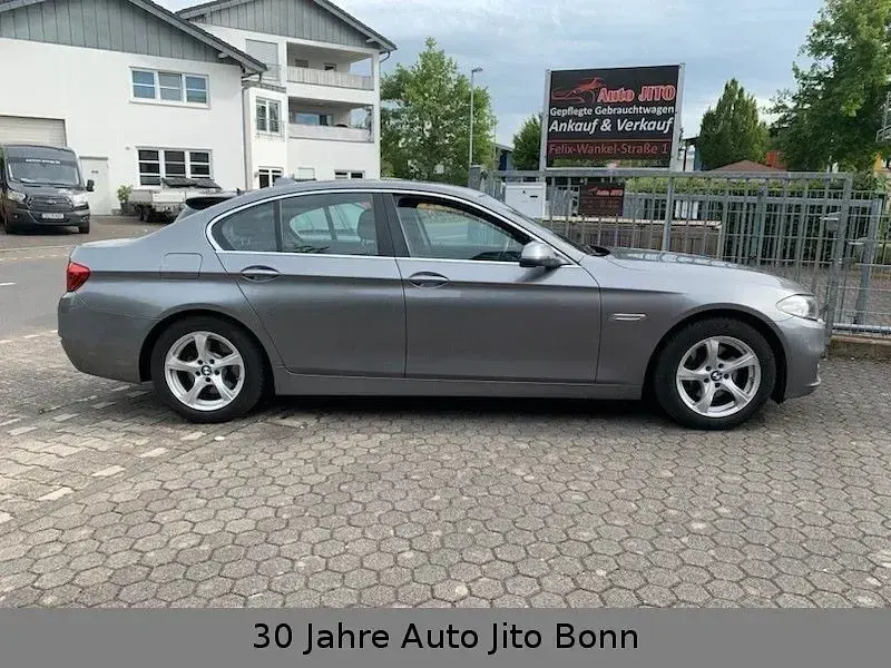Gebraucht BMW 520 190 PS (139 kW) 2015 Grau Limousine