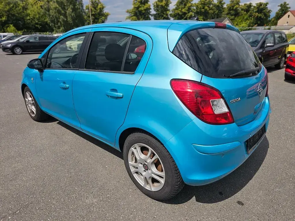 Gebraucht Opel Corsa Edition 87 PS (63 kW) 2010 Blau Kleinwagen