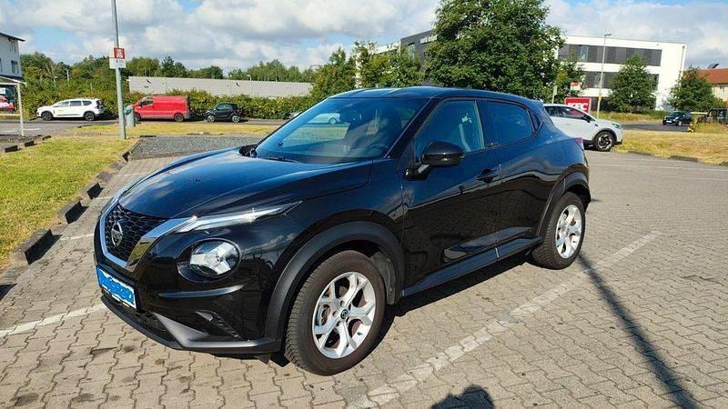 Schwarz Gebraucht 2020 Nissan Juke N-Connecta SUV | 14.900 € (Superpreis) - Bild 1/4