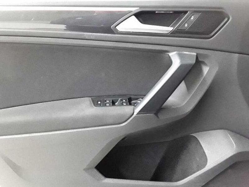 Gebraucht VW Tiguan Life 200 PS (147 kW) 2021 Nightshade blue metallic SUV