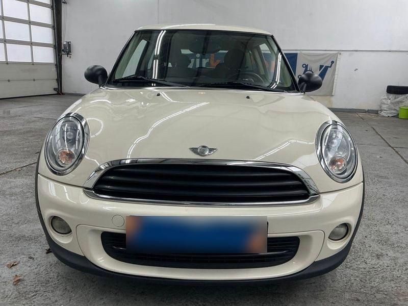 Usata Mini ONE 75 CV (55 kW) 2011 Bianco Utilitaria