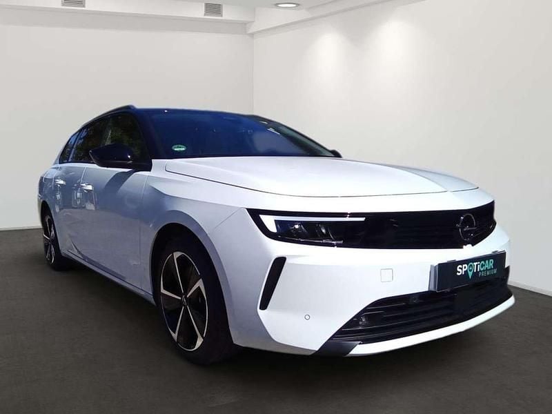 Gebraucht Opel Astra Elegance 181 PS (133 kW) 2023 Arktisweiß Kombi