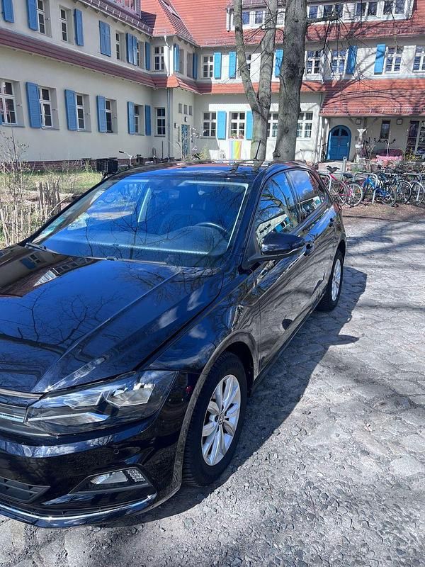 Gebraucht VW Polo Life 95 PS (69 kW) 2021 Schwarz Kleinwagen