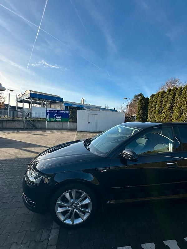 Usata Audi A3 S-Line 140 CV (102 kW) 2012 Nero Utilitaria