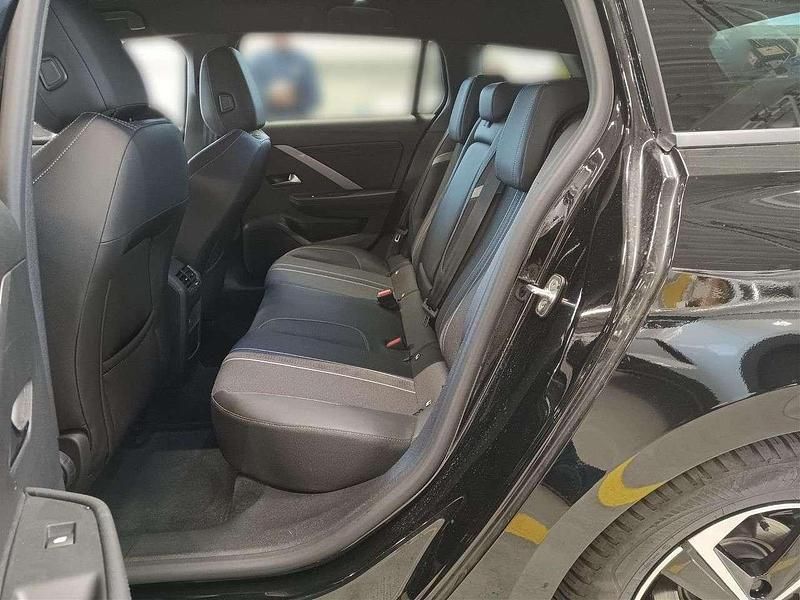 Gebraucht Opel Astra 131 PS (96 kW) 2024 Schwarz Kombi