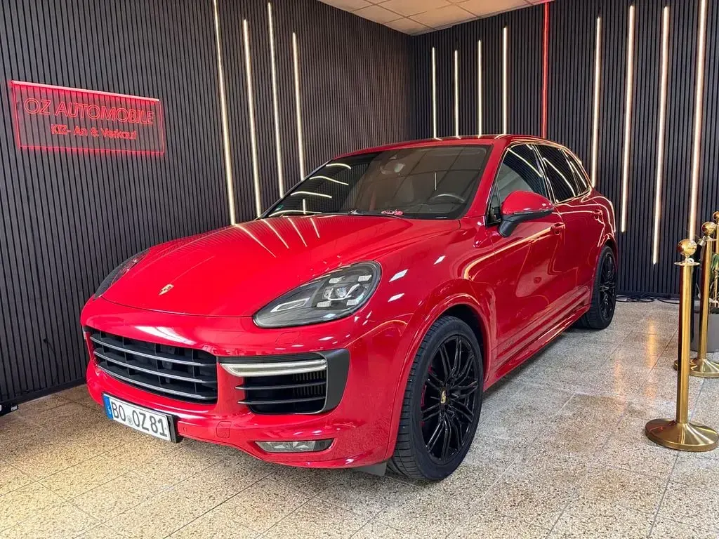 Gebraucht Porsche Cayenne 441 PS (324 kW) 2016 Rot SUV