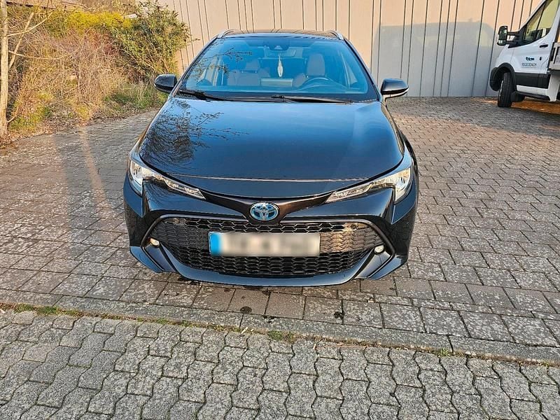 Gebraucht Toyota Corolla 122 PS (89 kW) 2021 Schwarz Kombi