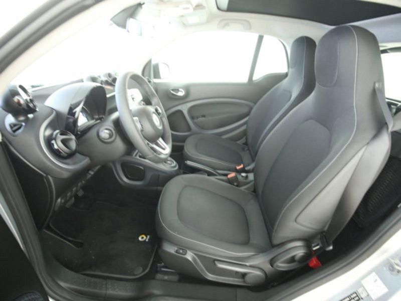 Gebraucht Smart ForTwo Coupé 70 PS (51 kW) 2016 Silber Coupé