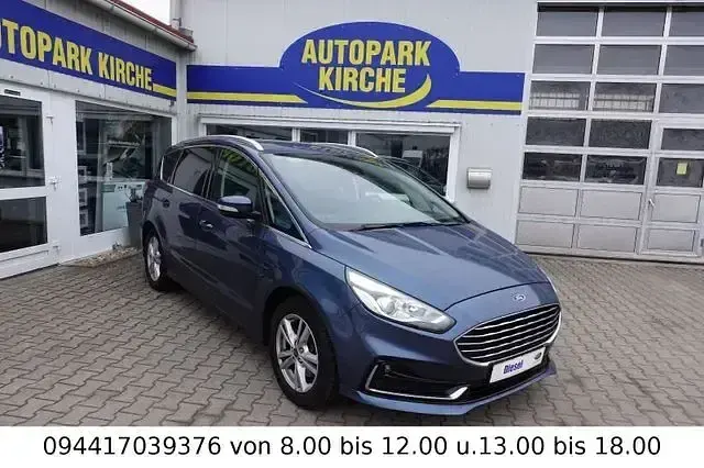 Gebraucht Ford S-MAX Titanium 150 PS (110 kW) 2020 Blau Van / Kleinbus
