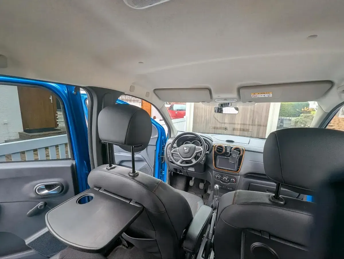 Gebraucht Dacia Lodgy Celebration 102 PS (75 kW) 2017 Blau Van / Kleinbus