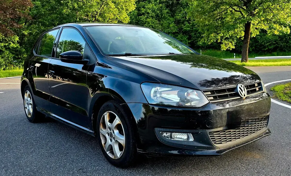 Gebraucht VW Polo 90 PS (66 kW) 2012 Schwarz Kleinwagen