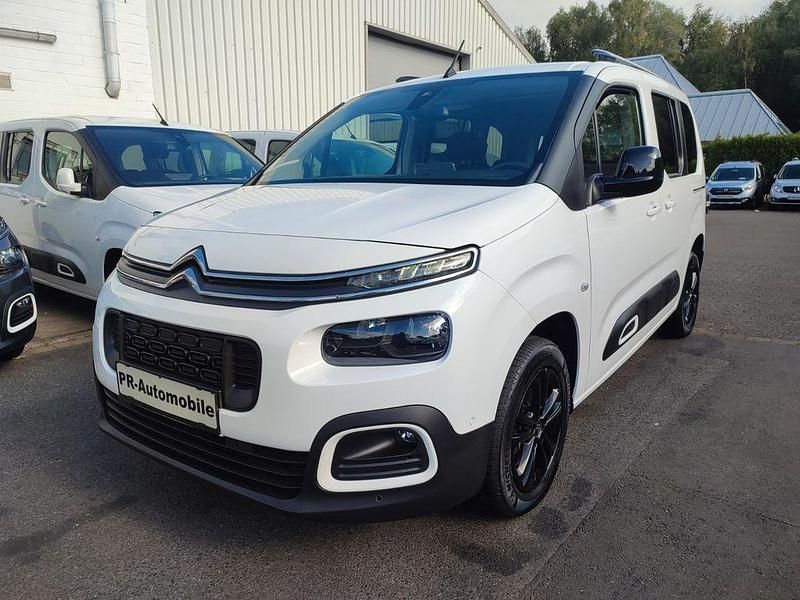 Weiß Gebraucht 2022 Citroën Berlingo Van / Kleinbus | 25.490 € (Fairer Preis) - Bild 1/4