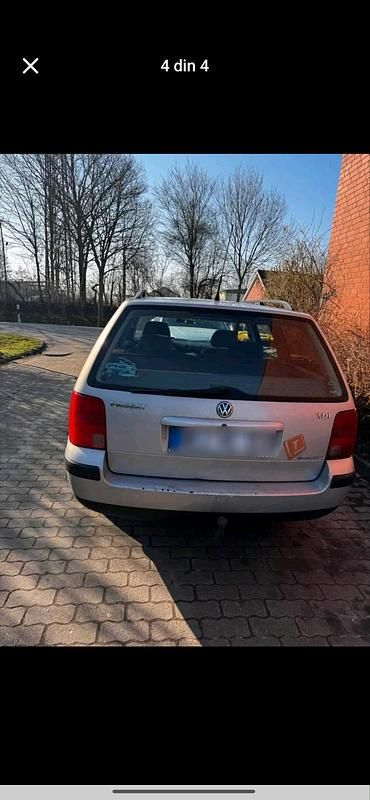 Gebraucht VW Passat 115 PS (84 kW) 2000 Silber Kombi