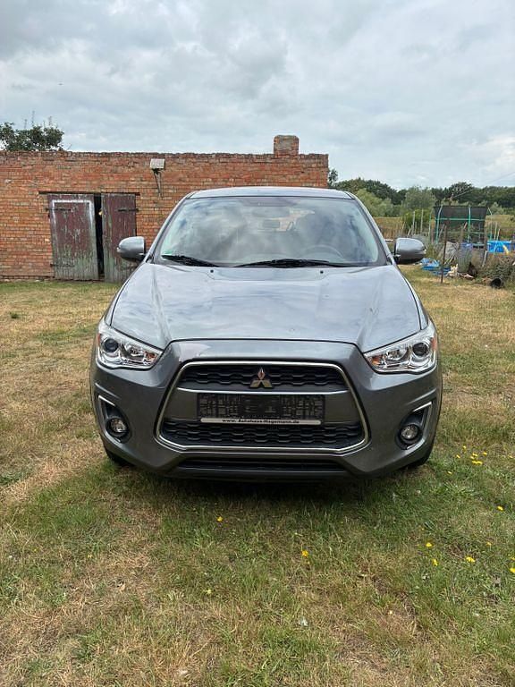 Grau Gebraucht 2016 Mitsubishi ASX SUV | 10.300 € (Guter Preis) - Bild 1/4