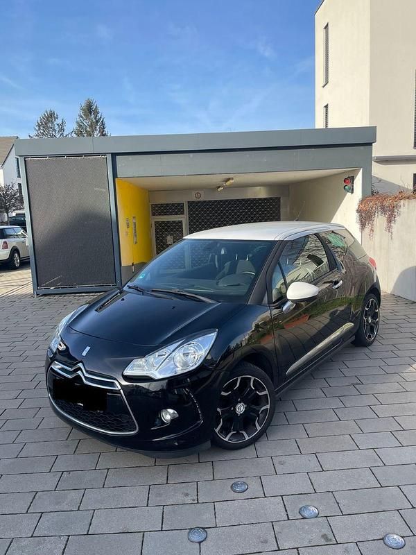 Gebraucht Citroën DS3 So Chic 120 PS (88 kW) 2012 Schwarz Kleinwagen