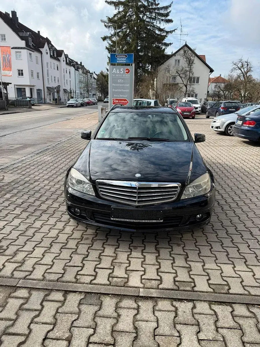 Gebraucht Mercedes C200 136 PS (100 kW) 2010 Schwarz Kombi
