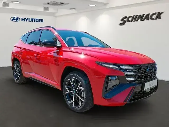 Gebraucht Hyundai Tucson N Line 160 PS (117 kW) 2025 Engine red SUV