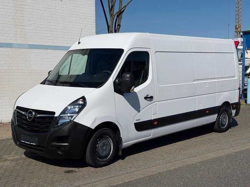 Gebraucht Opel Movano 150 PS (110 kW) 2020 Weiß Kombi