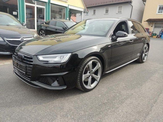 Schwarz Gebraucht 2019 Audi A4 Kombi | 12.500 € - Bild 1/4
